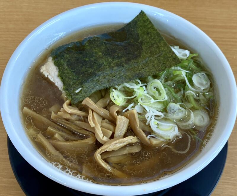 味匠やずや 青森県南津軽郡藤崎町榊 中華そば 小 ケンちゃんラーメンインスパイア 醤油ラーメン