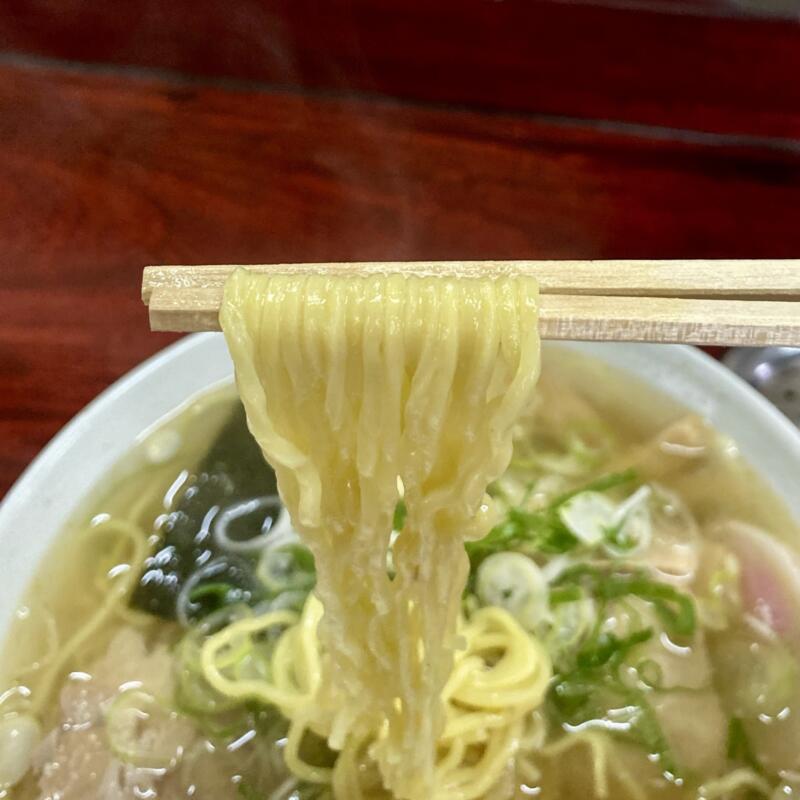 ラーメン 小柳 こやなぎ 秋田県仙北郡美郷町六郷 醤油ラーメン 麺