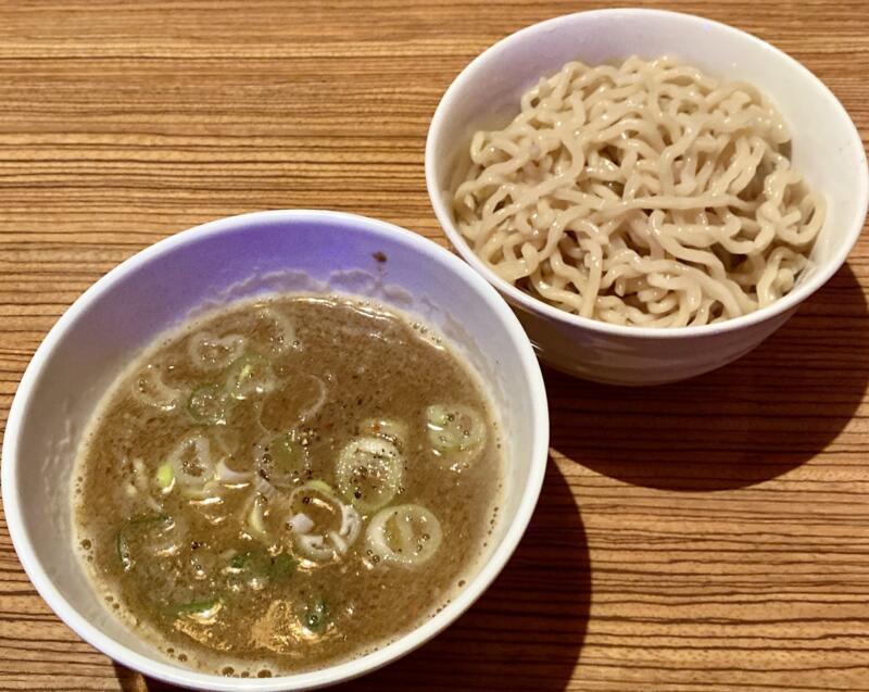 BAR JAH ジャー 秋田県秋田市大町 特製つけめん 濃厚豚骨魚介系つけ麺 小盛り