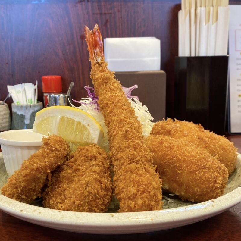 とんかつ 咲々 さくさく 秋田県秋田市泉中央 咲々ミックス定食 ミックスフライ定食 エビフライ 海老フライ 一口ヒレカツ エビクリームコロッケ