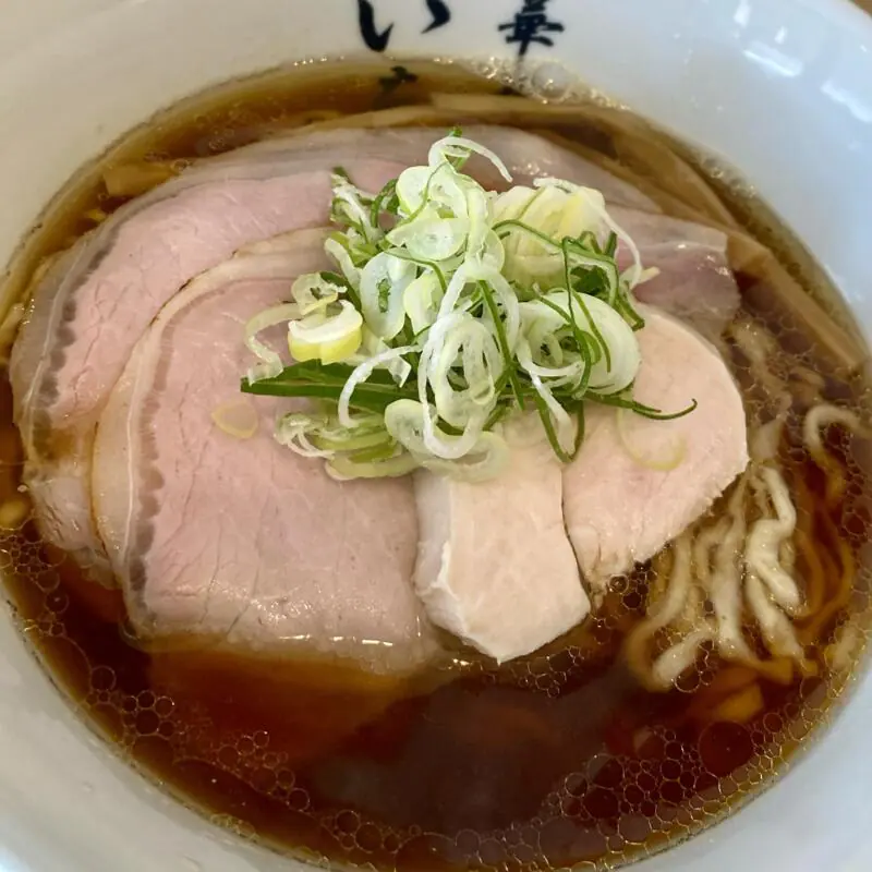 中華そば いち松 いちまつ 青森県弘前市和泉 いち松の醤油 醤油ラーメン 煮干しラーメン 具