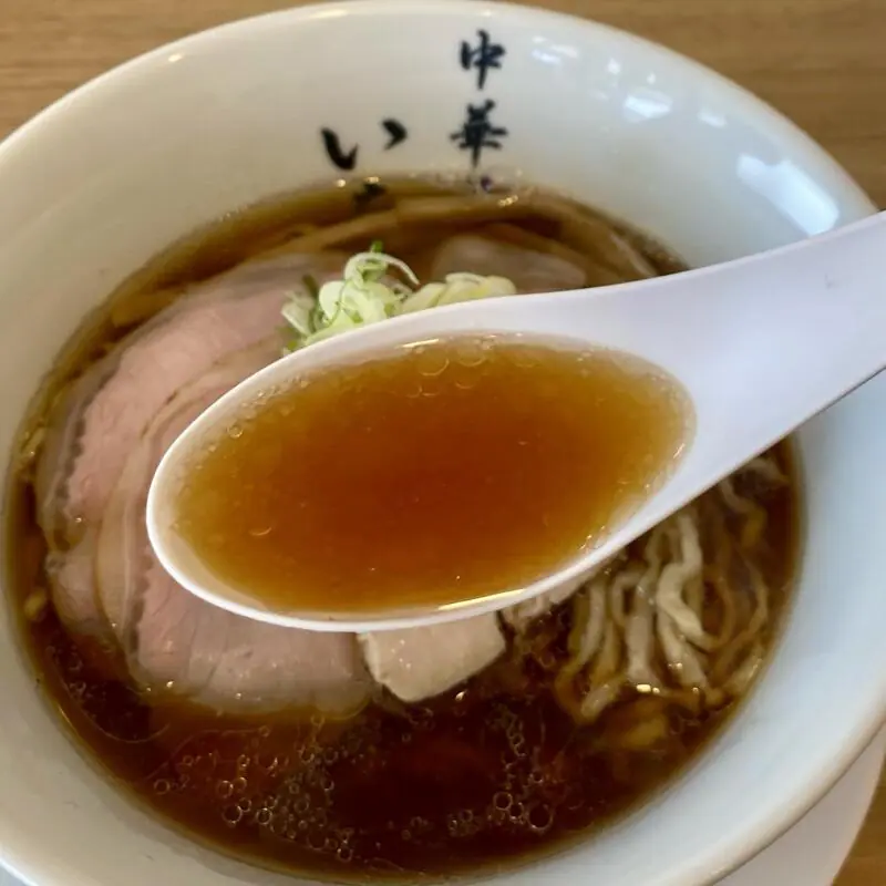 中華そば いち松 いちまつ 青森県弘前市和泉 いち松の醤油 醤油ラーメン 煮干しラーメン スープ