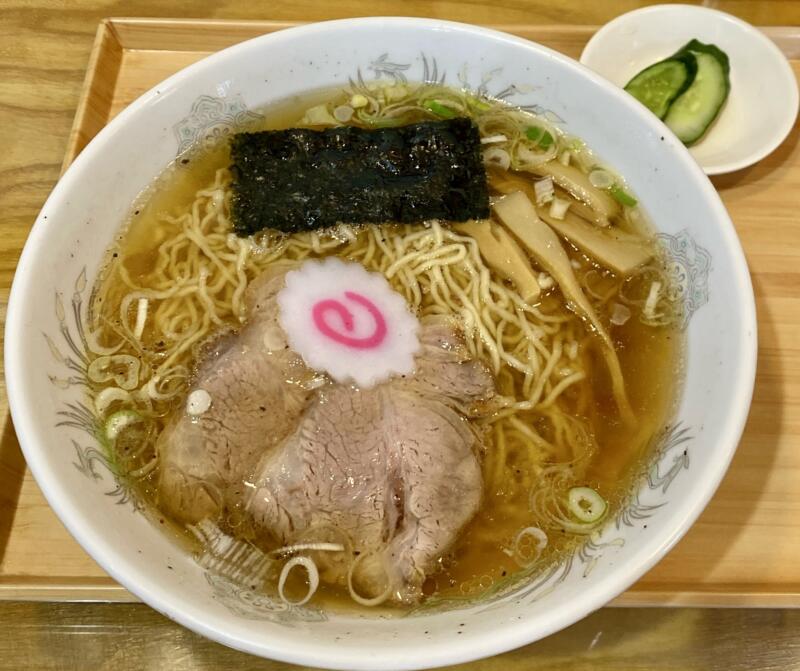 ラーメン すがい 山形県東置賜郡高畠町 山形ご当地 米沢ラーメン 醤油ラーメン 漬け物付き