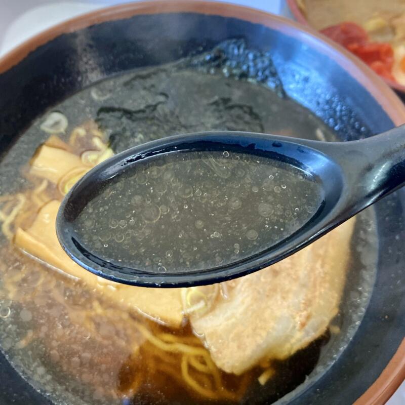 ひだまり食堂 秋田県大仙市長野 道の駅 なかせん ドンパン節の里内 中華そば 醤油ラーメン スープ