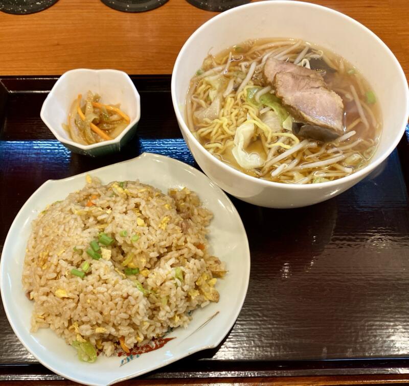 中国料理 永鋒 えいほう 秋田県秋田市山王 半炒飯炒飯と醤油拉麺のセット チャーハン 醤油ラーメン