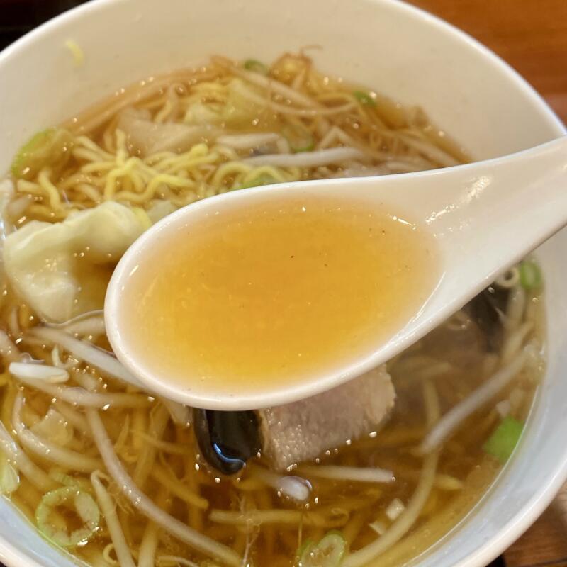 中国料理 永鋒 えいほう 秋田県秋田市山王 半炒飯炒飯と醤油拉麺のセット チャーハン 醤油ラーメン スープ