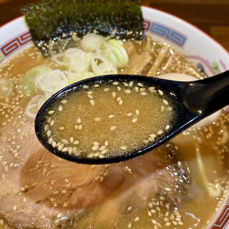 らーめん萬亀 ばんき 秋田県秋田市中通 秋田駅前 あっさり味噌 味噌ラーメン スープ