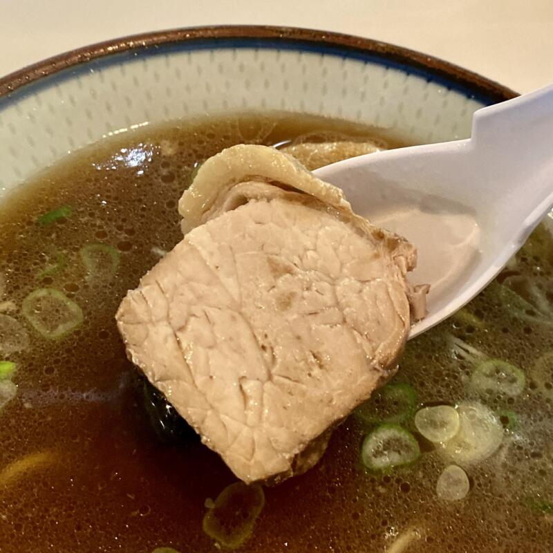 長寿軒 秋田県湯沢市大町 秋田ご当地 油田系ラーメン 豚骨醤油ラーメン ラーメン 普通盛り チャーシュー