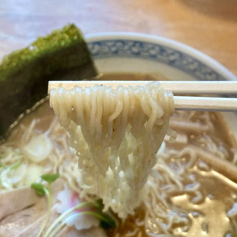 中華そば 一しな いちしな 秋田県大仙市戸蒔 中華そば(みそ) 味噌ラーメン 激辛み 激辛高菜 自家製麺