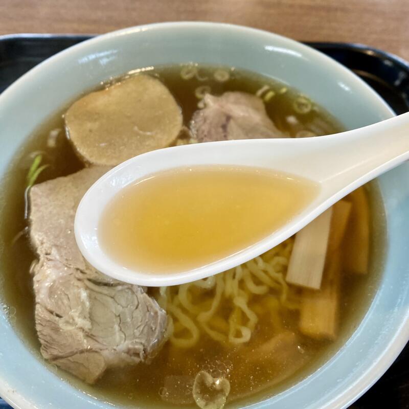 味の名所 おぐら食堂 青森県平川市高木 旧尾上町 手打ラーメン 津軽煮干しラーメン 醤油ラーメン スープ