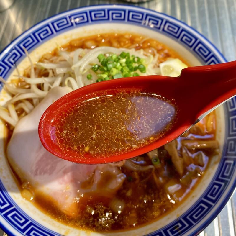 RAMEN NOODLES フユツキユキト 冬月雪兎 福島県福島市置賜町 シン・ショウユ 醤油ラーメン スパイスラーメン スープ