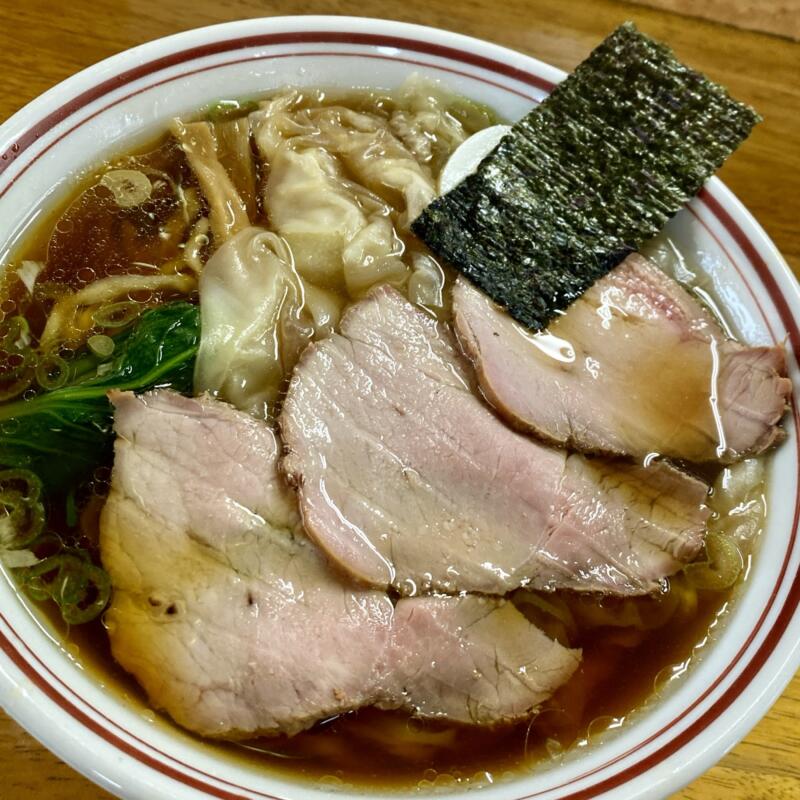 白河手打ち中華 くぬぎ 福島県福島市上野寺 手打ワンタンメン 雲呑麺 福島ご当地 白河ラーメン 醤油ラーメン 具