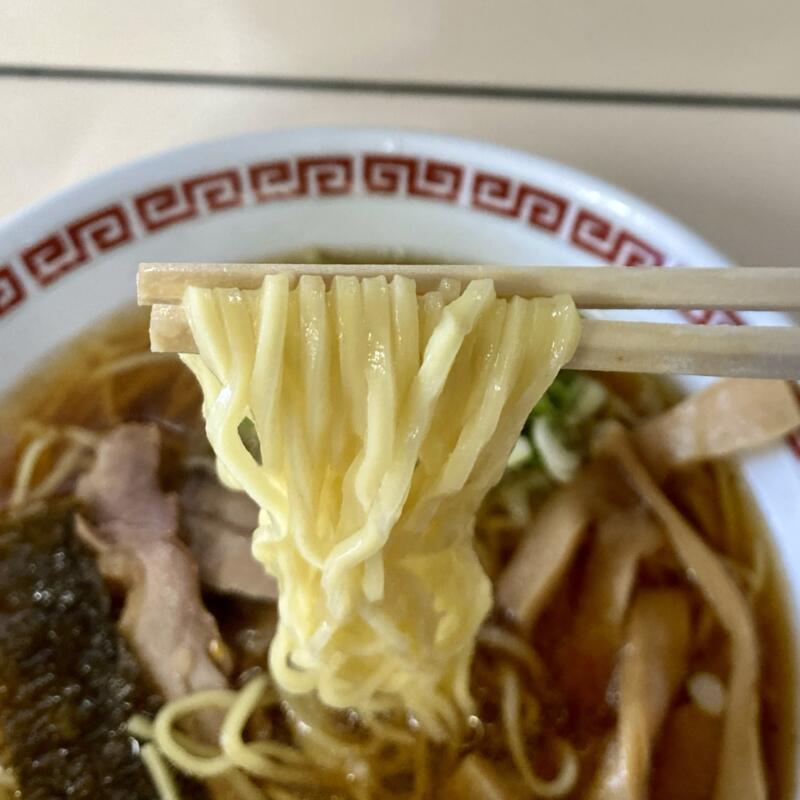 多賀部食堂 たかべしょくどう 秋田県由利本荘市矢島町七日町 矢島駅前 ラーメン 醤油ラーメン 秋田ご当地 しない鶏ラーメン 親鶏ラーメン 麺