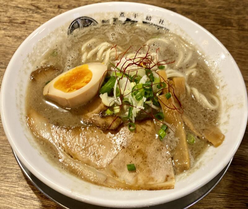 煮干結社 ﻿麺やゼットン 絶豚 青森県青森市緑 デス煮干し 豚骨煮干しラーメン 濃厚津軽煮干しラーメン