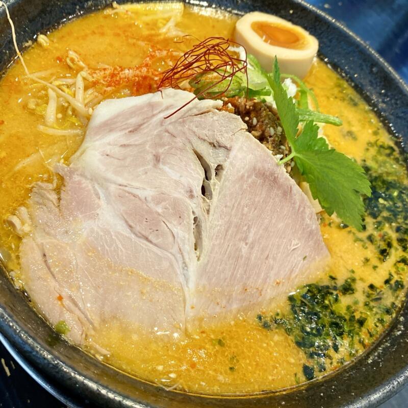 手作り麺 めん僮楽 めんどうらく 山形県山形市落合町 うま辛味噌らーめん 旨辛味噌ラーメン 具