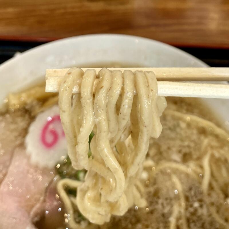 こうじ屋 山形県山形市平久保 うまにぼし醤油 小 背脂醤油ラーメン 煮干しラーメン 自家製麺