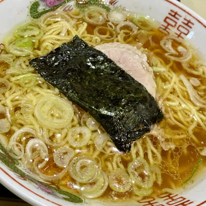 つぼ半 つぼはん 町中華 中華食堂 岩手県盛岡市菜園 ラーメン 醤油ラーメン 具