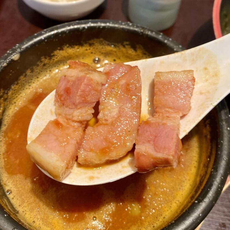 節系とんこつらぁ麺 おもと らーめんおもと 宮城県仙台市泉区南中山 丸ごとトマトつけ麺 〆のチーズリゾット付き 具 ベーコン