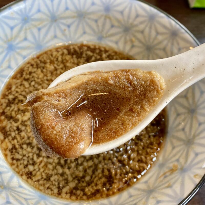 らぁめん酒場 正念場 秋田県横手市中央町 醤油らぁめん 醤油ラーメン 麩