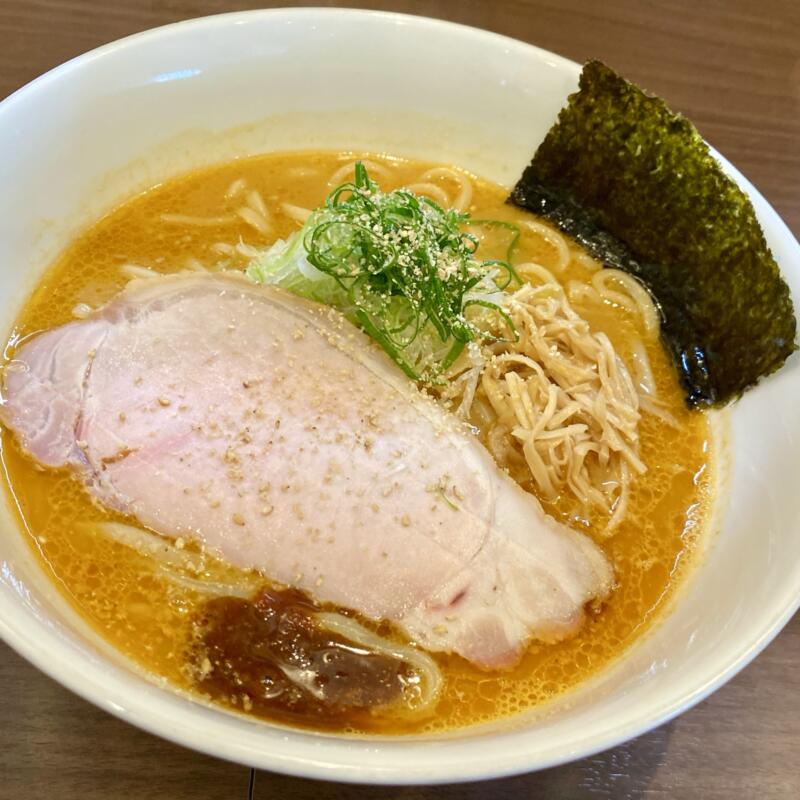 NOODLE SHOP KOUMITEI 香味亭 秋田県横手市婦気大堤 オマール海老香る味噌ラーメン 具