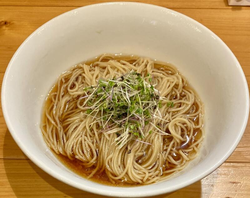 自家製麺 節屋かつら 秋田県横手市条里 冷かけラーメン 冷たい節だしラーメン