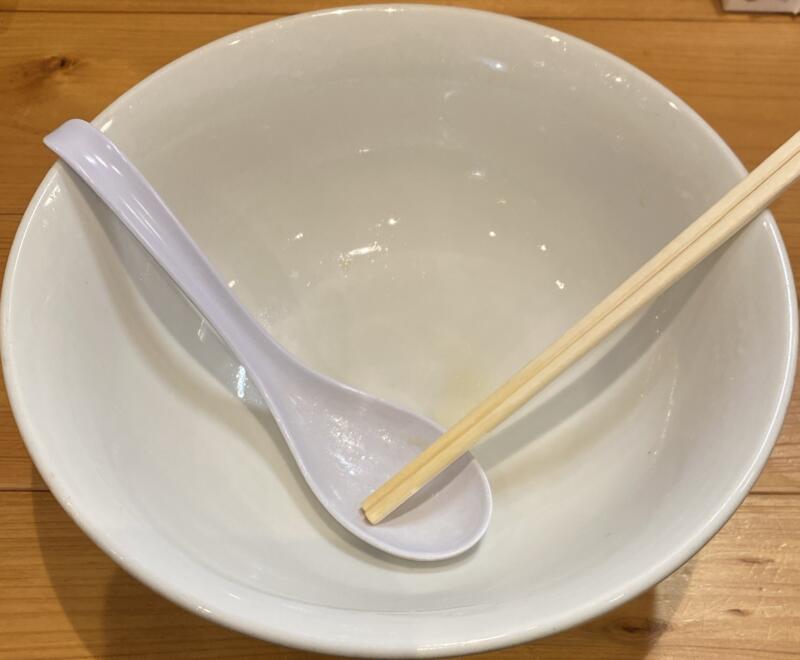 自家製麺 節屋かつら 秋田県横手市条里 冷かけラーメン 冷たい節だしラーメン 完食