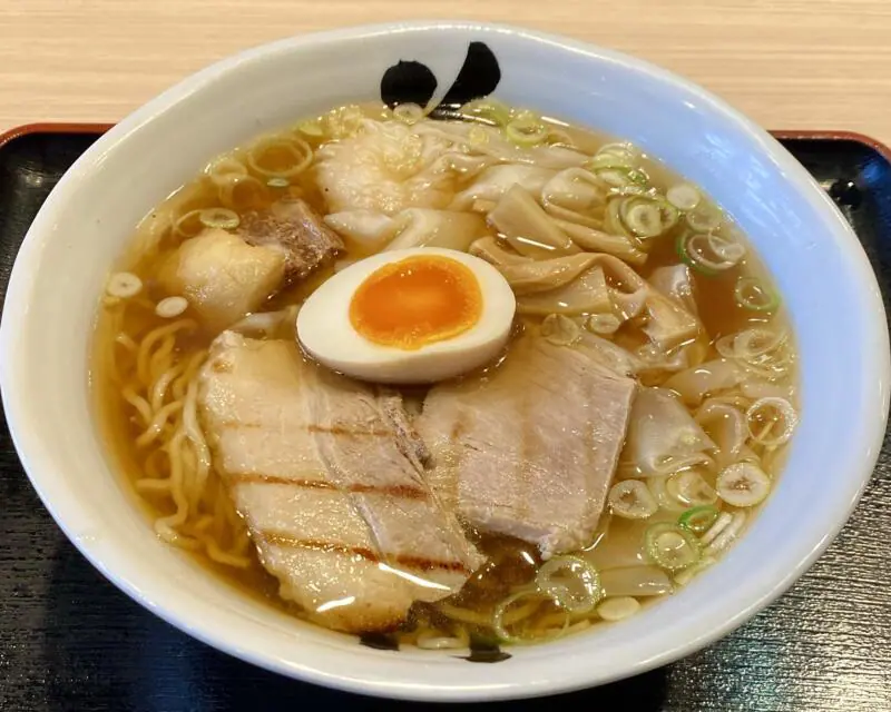 花鳥風月 鶴岡店 山形県鶴岡市朝暘町 花鳥風月ラーメン 醤油ラーメン ワンタンメン