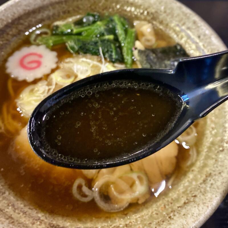 食楽亭 あかり 秋田県秋田市卸町 天然温泉 ホテルこまち2階 あかりラーメン 醤油ラーメン スープ