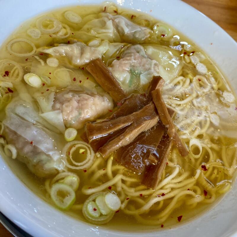 中華そばde小松 デコマツ 秋田県大仙市大曲丸の内 海老入りワンタン麺 塩味 塩ラーメン 具