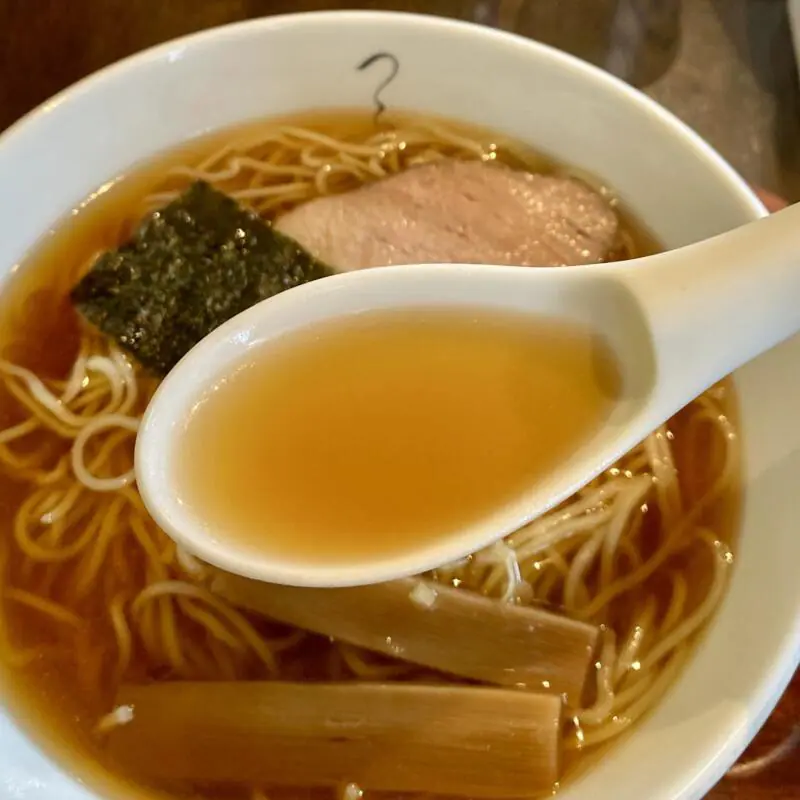 中華そば 銀竹 つらら 山形県酒田市藤塚 中華そば 酒田ラーメン 醤油ラーメン スープ