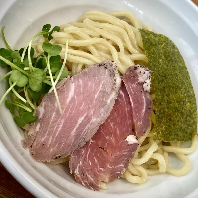 麺のご馳走 花うさぎ 秋田県仙北市角館町北野 濃厚豚骨つけめん 魚粉 濃厚豚骨魚介系つけ麺 具