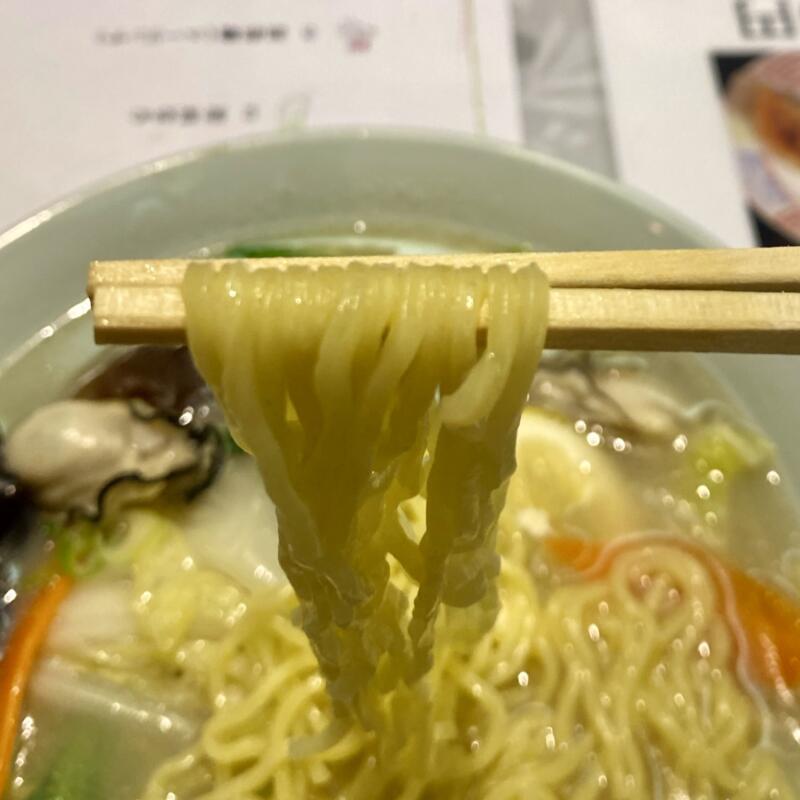 中国料理 味楽 みらく 新潟県加茂市上町 牡蠣タンメン 牡蠣ラーメン 麺