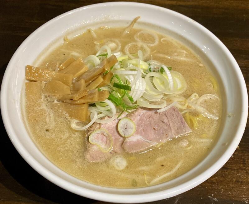 HINNA ヒンナ 食彩酒房 くりや 昼の部 二毛作営業 秋田県横手市四日町 味噌ラーメン