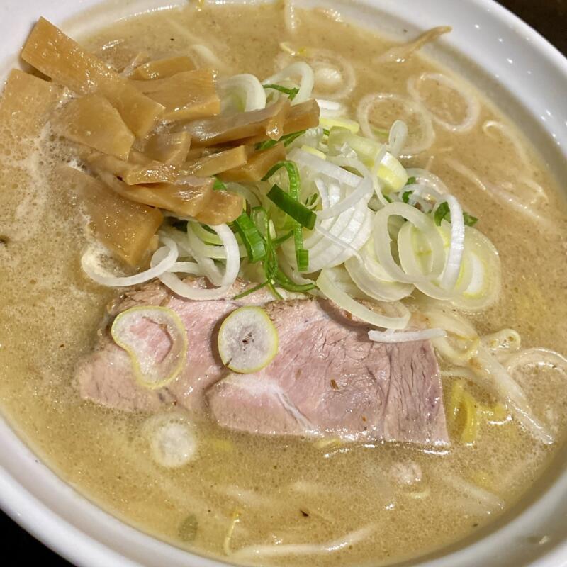 HINNA ヒンナ 食彩酒房 くりや 昼の部 二毛作営業 秋田県横手市四日町 味噌ラーメン 具