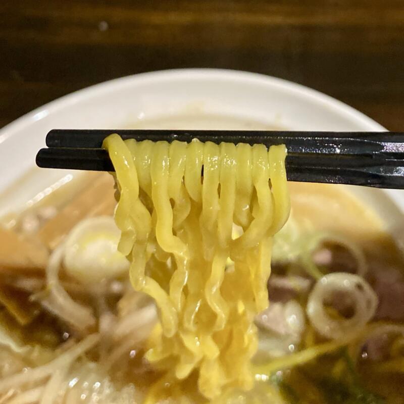 HINNA ヒンナ 食彩酒房 くりや 昼の部 二毛作営業 秋田県横手市四日町 味噌ラーメン 札幌 西山製麺