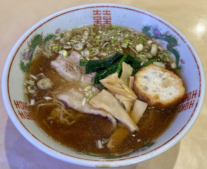 パブ＆喫茶 未完成 みかんせい 秋田県大館市幸町 しょうゆラーメン 醤油ラーメン