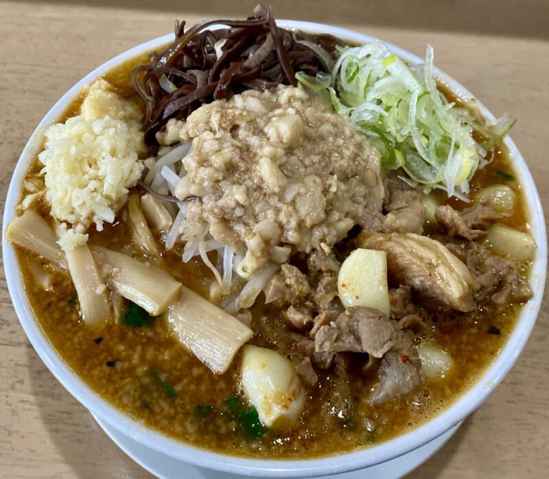 MONCHAN RAMEN SHUN もんちゃんラーメン シュン 秋田県由利本荘市川口 豚骨ラーメン 豚そば スタ満そば ニンニク 生姜