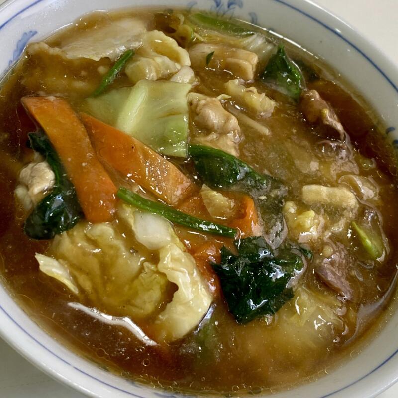 ラーメンと餃子の店 桃花苑 とうかえん 山形県飽海郡遊佐町遊佐 遊佐駅前 五目ラーメン 餡掛けラーメン 具