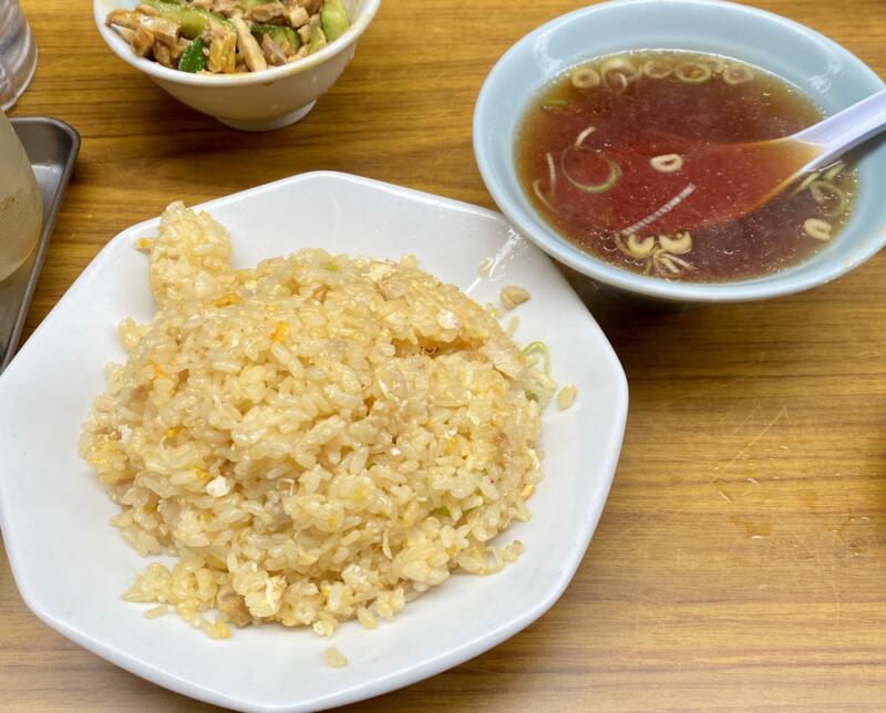 珍々軒 ちんちんけん 東京都台東区上野 上野駅 アメ横 ガード下 チャーハン 炒飯 中華スープ付き