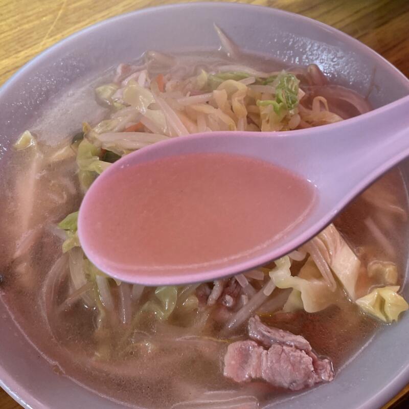 珍々軒 ちんちんけん 東京都台東区上野 上野駅 アメ横 ガード下 湯麺 タンメン 塩ラーメン スープ