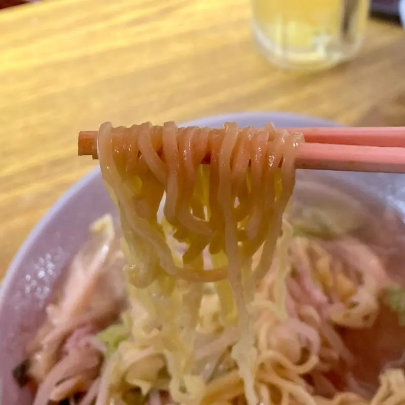 珍々軒 ちんちんけん 東京都台東区上野 上野駅 アメ横 ガード下 湯麺 タンメン 塩ラーメン 麺