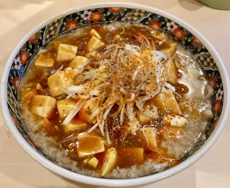 麺や 忍 しのぶ 新潟県新潟市中央区米山 背脂マーボー麺 新潟ご当地 燕背脂煮干しラーメン 麻婆麺 フュージョン