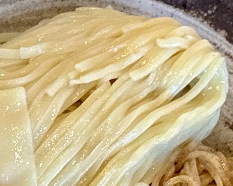 Ramen FeeL ラーメンフィール 東京都青梅市梅郷 日向和田駅 FeeLつけ麺 スープダブル つけ汁 醤油味 醤油スープ 白い麺 自家製麺