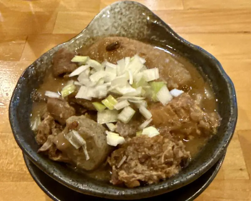 焼きとん まるいち 茨城県水戸市宮町 水戸駅前 煮込み モツ煮 ほるもん