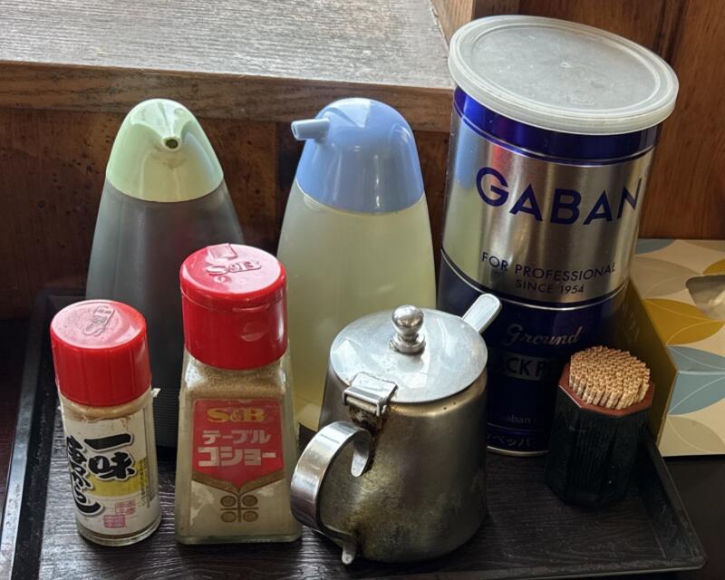 手打ラーメン みうら 栃木県宇都宮市下小倉 つけ麺 大 白河ラーメン 醤油つけめん 味変 調味料