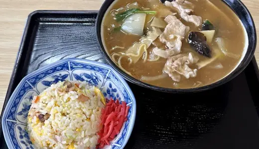 お食事処 えのき＠秋田県秋田市寺内にてうまにメン＆チャーハンをオーダー！ボリューミーな熱々餡掛けラーメンにミニ炒飯付けたら思いのほか腹パンで大満足♪