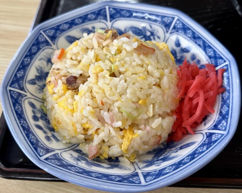 お食事処 えのき えのき食堂 秋田県秋田市寺内三千刈 うまにメン 餡掛けラーメン ミニチャーハン 半炒飯