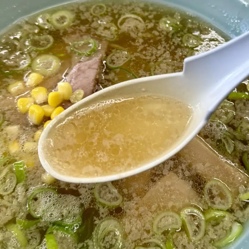 拉麺職人 満大 まんだい 満大ラーメン 秋田県秋田市山王 ラーメン(しお) 塩ラーメン スープ