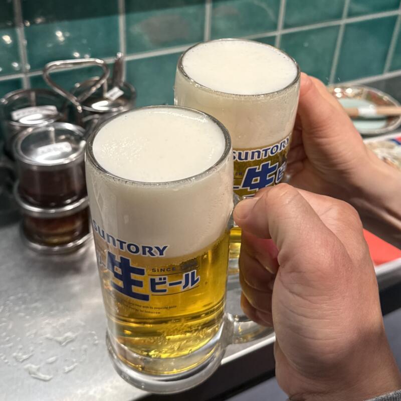 餃子と小皿料理 酒場のあづま 宮城県仙台市青葉区国分町 生ビール 乾杯