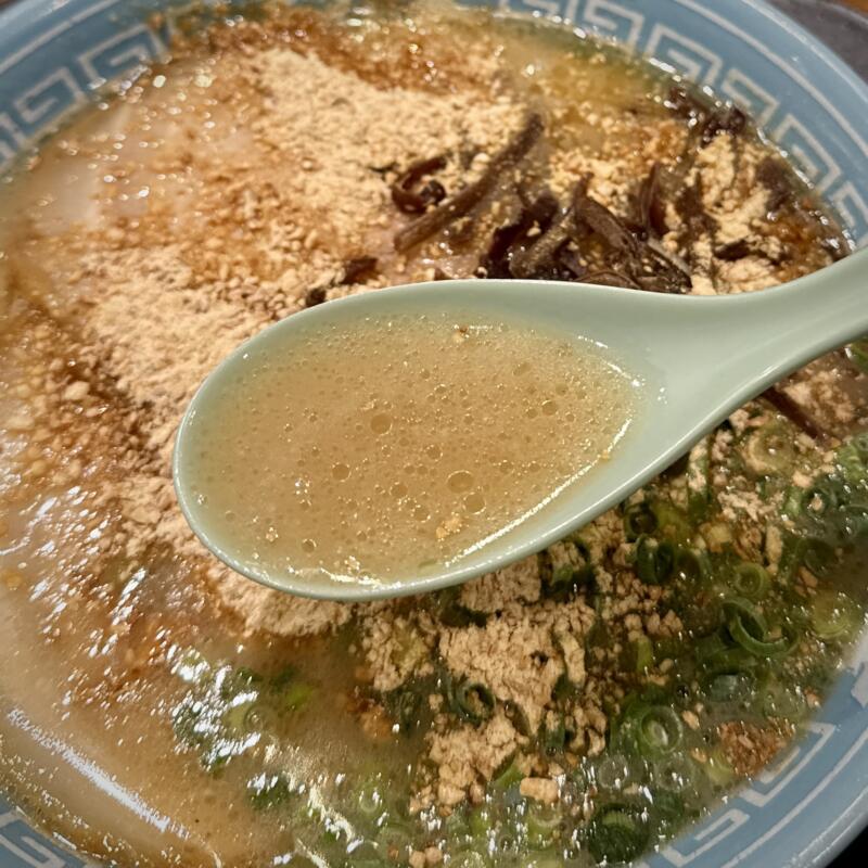 ラーメン天外天 熊本駅店 熊本県熊本市西区春日 アミュブラザくまもと 肥後よかモン市場内 ラーメン 豚骨ラーメン 熊本ラーメン スープ